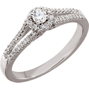 14K White 1-3 CTW Diamond Engagement Ring Size 7