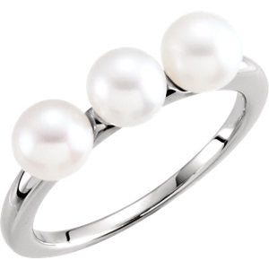 14K White Freshwater Cultured Pearl Ring