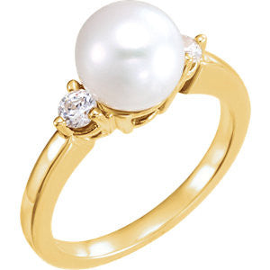 14K Yellow Akoya Cultured Pearl & 1-4 CTW Diamond Ring