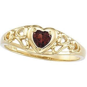 Mozambique Garnet Heart Design Ring