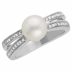 14K White Freshwater Cultured Pearl & 1-5 CTW Diamond Ring