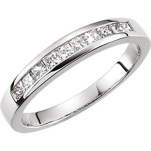 14K White 1-2 CTW Diamond Band