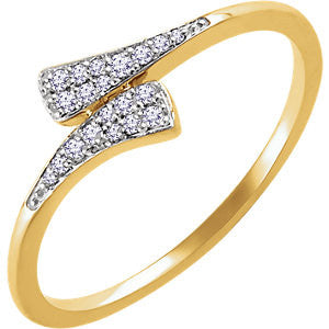 14K Yellow 1/10 CTW Diamond Ring