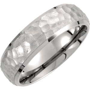 Titanium 7mm Hammered Finish Beveled Edge Band  Size 6