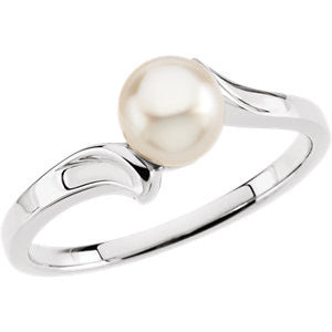 14K White Pearl Ring